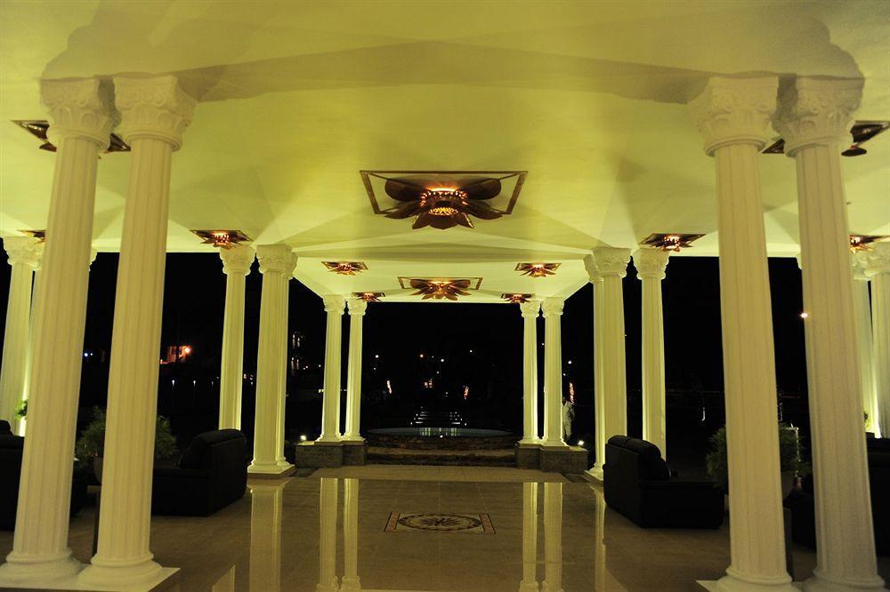 Onreech Hotel Seeduwa Exterior photo